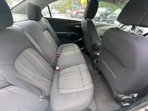 Used 2013 Chevrolet Sonic LT image 11
