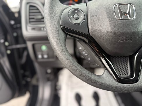 Used 2020 Honda HR-V LX image 19