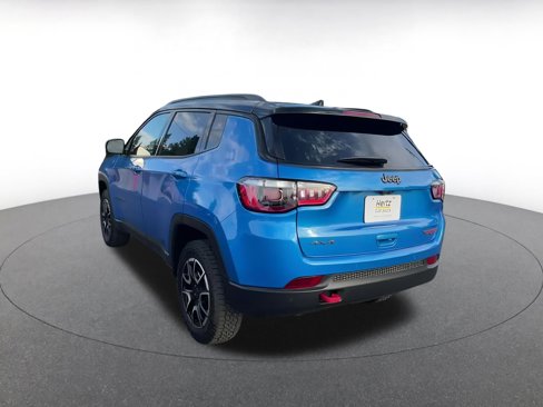 Used 2025 Jeep Compass Trailhawk image 11