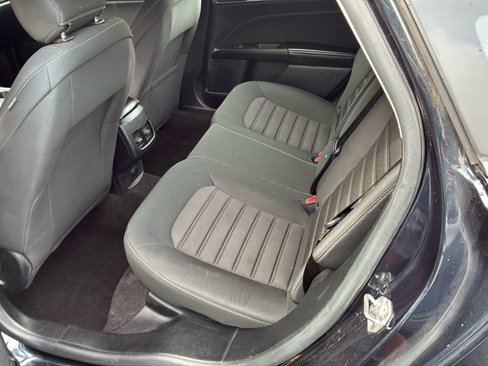 Used 2020 Ford Fusion SE image 15