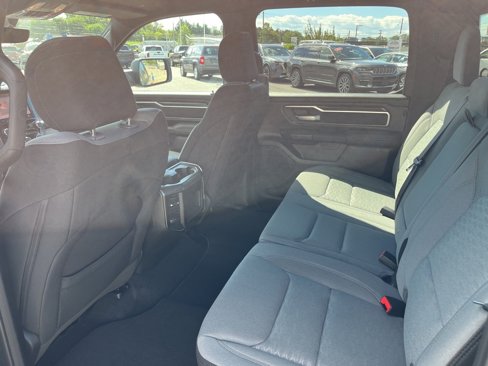 New 2026 RAM 1500 4x4 Crew Cab image 17