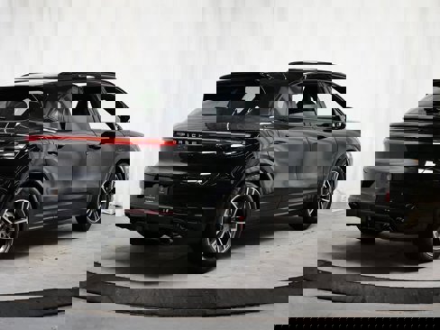New 2025 Porsche Cayenne Turbo image 7