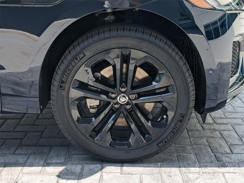 New 2026 Jaguar F-PACE R-Dynamic S image 10