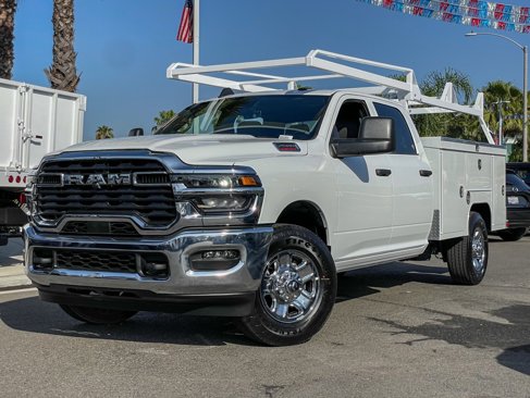 New 2025 RAM 2500 Tradesman w/ Chrome Appearance Group image 1