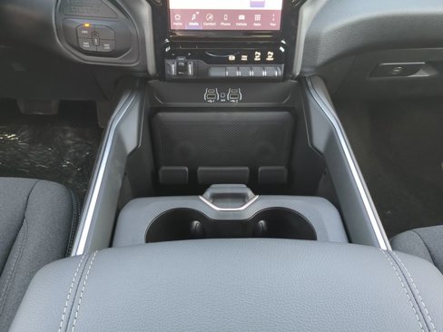 New 2025 RAM 2500 Big Horn image 8