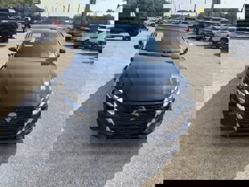 Used 2024 Nissan Altima 2.5 SV image 4