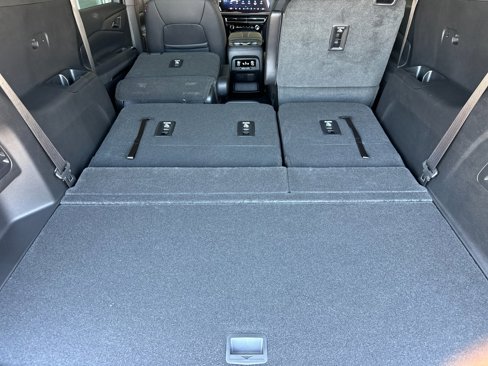New 2025 Chevrolet Traverse Z71 image 18