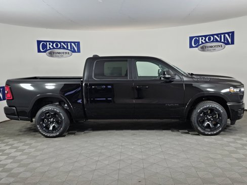 New 2026 RAM 1500 4x4 Crew Cab image 6