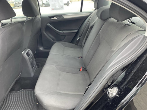 Used 2018 Volkswagen Jetta S image 16