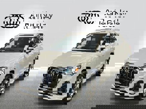 Certified 2025 Audi Q3 2.0T Premium image 1