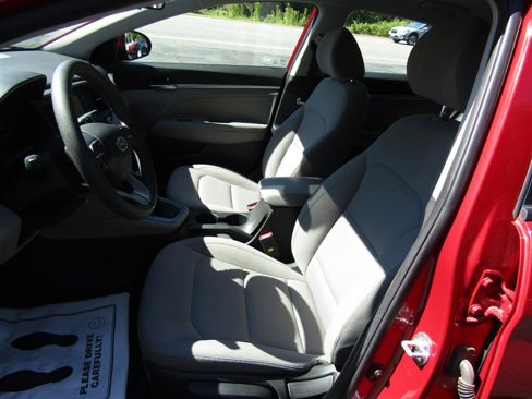 Used 2020 Hyundai Elantra SE image 11