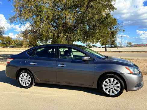 Used 2015 Nissan Sentra SV w/ Navigation Package image 38