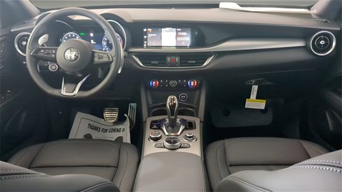 New 2025 Alfa Romeo Stelvio Sprint image 31