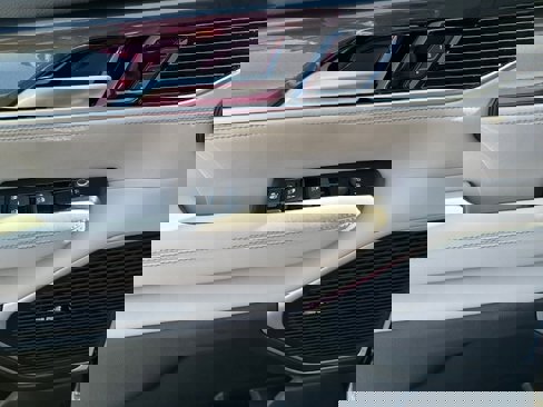 New 2024 Jeep Wagoneer L 4WD w/ Rear Seat Video Group 1 image 12