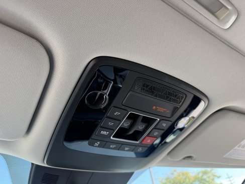 New 2026 Kia Carnival SX image 16