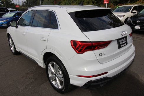 Used 2022 Audi Q3 2.0T Premium Plus image 5