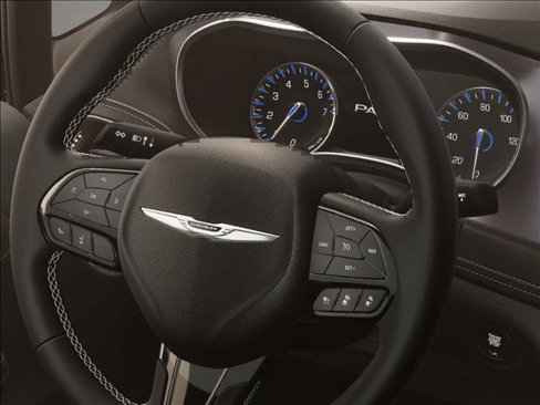 New 2026 Chrysler Pacifica Limited image 22