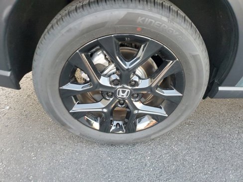 Used 2025 Honda HR-V Sport image 9