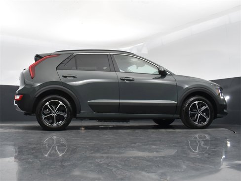 New 2025 Kia Niro EX image 40