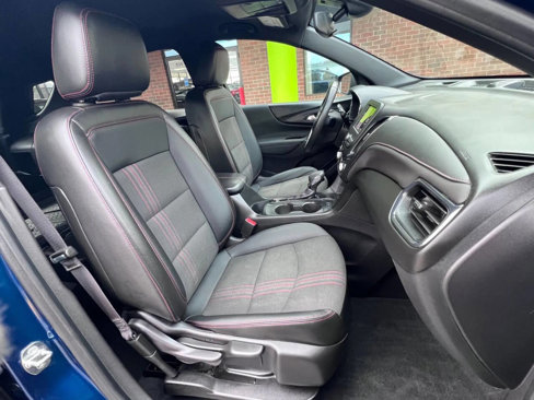 Used 2022 Chevrolet Equinox RS w/ LPO, Floor Liner Package image 18