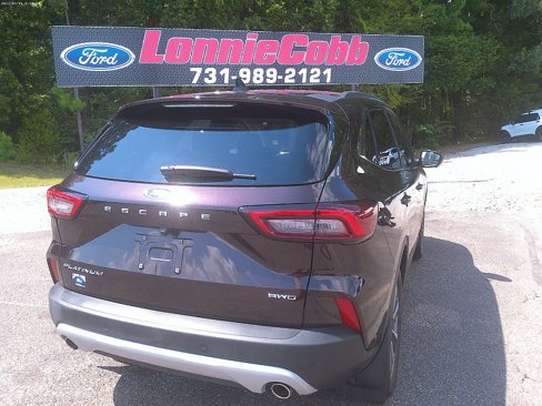 Used 2023 Ford Escape Platinum w/ Premium Technology Package image 4