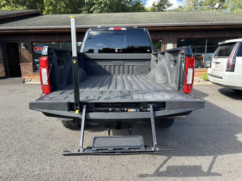 Used 2021 Ford F250 Lariat image 9