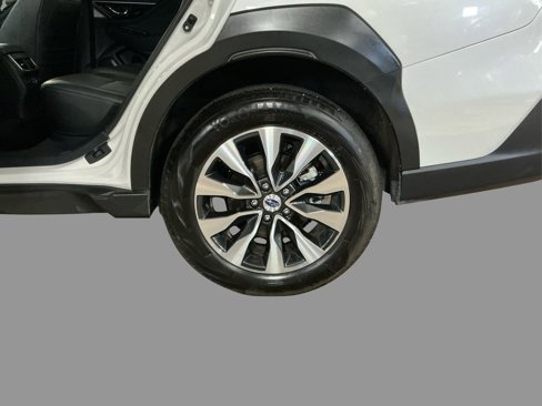 Certified 2024 Subaru Outback Limited image 29