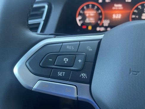 New 2025 Volkswagen Atlas Peak Edition SE image 21