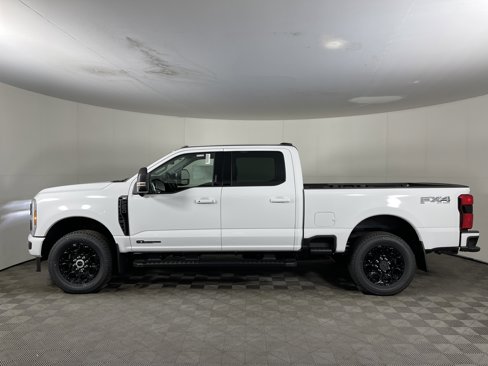 New 2026 Ford F250 XLT image 3