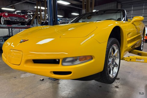Used 2002 Chevrolet Corvette Convertible w/ Preferred Equipment Group2 image 95