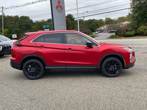 New 2024 Mitsubishi Eclipse Cross LE image 3