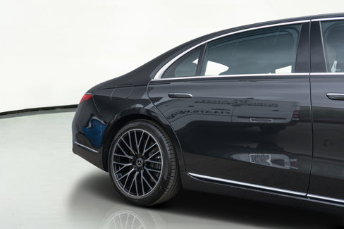 Used 2024 Mercedes-Benz S 580 4MATIC Sedan image 5