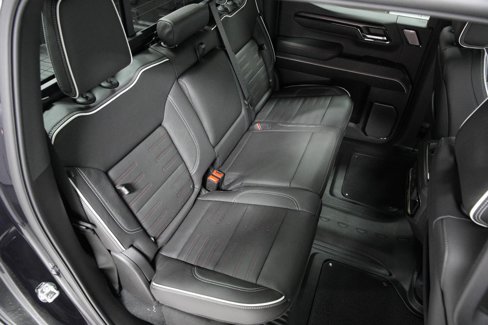 New 2026 GMC Sierra 1500 AT4X image 15
