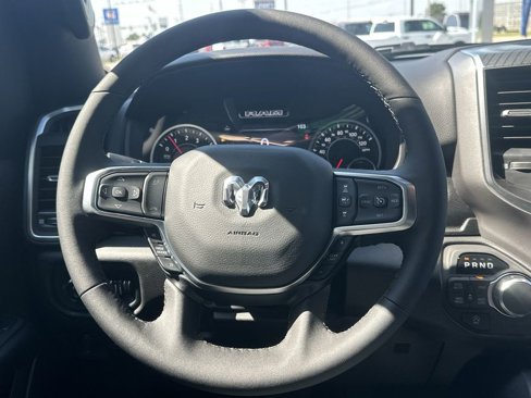 New 2026 RAM 1500 4x4 Crew Cab image 18