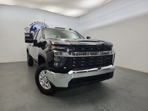 Used 2023 Chevrolet Silverado 2500 LT image 3