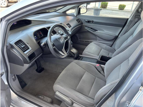 Used 2010 Honda Civic DX-VP image 11
