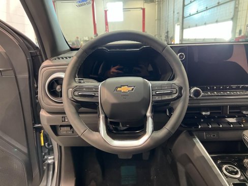 New 2024 Chevrolet Colorado LT w/ LT Convenience Package III image 28