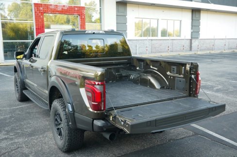 Used 2025 Ford F150 Raptor image 12