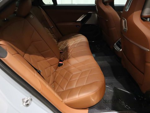 Used 2023 BMW 760i xDrive w/ Parking Assistance Package image 14