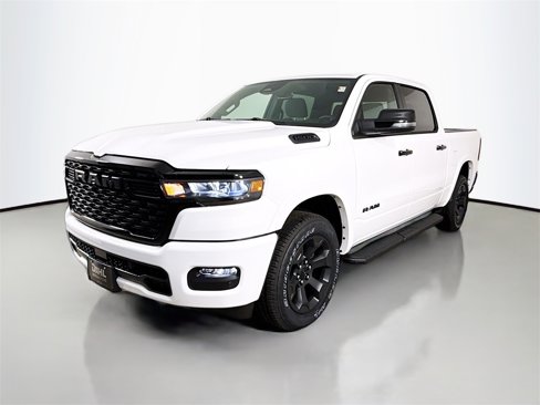 New 2026 RAM 1500 4x4 Crew Cab image 3