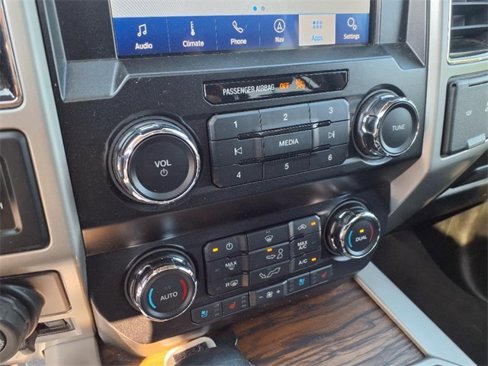 Used 2019 Ford F150 Lariat image 24