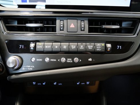 Certified 2025 Lexus ES 350 w/ Premium Package image 20