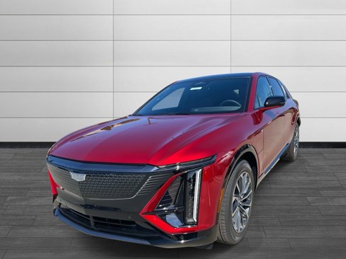 New 2026 Cadillac Lyriq Sport image 7