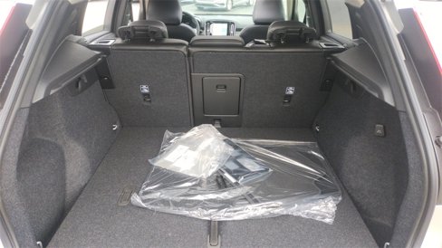 New 2025 Volvo XC40 B5 Ultra w/ Climate Package image 29