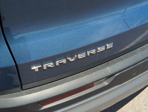 Certified 2025 Chevrolet Traverse LT image 30