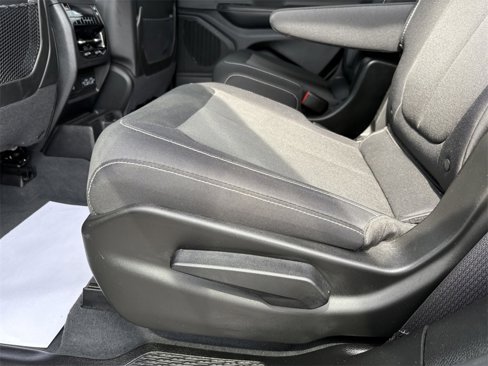 Used 2023 Jeep Grand Cherokee L Laredo w/ Luxury Tech Group I image 28