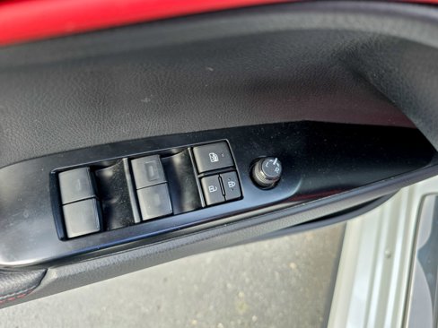 Used 2025 Toyota Camry XSE image 9
