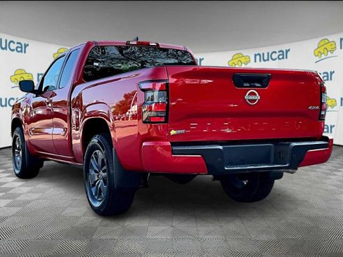 Certified 2025 Nissan Frontier SV image 4