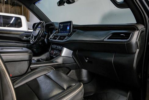 Used 2022 Chevrolet Suburban Premier image 18