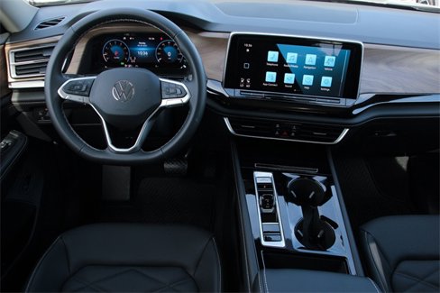 New 2026 Volkswagen Atlas SE image 15